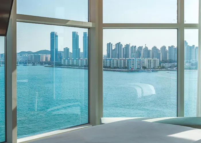 Hotel Marine View